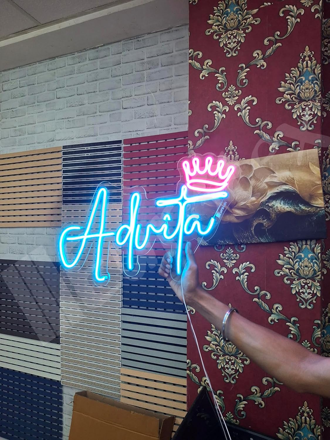 neon light with name